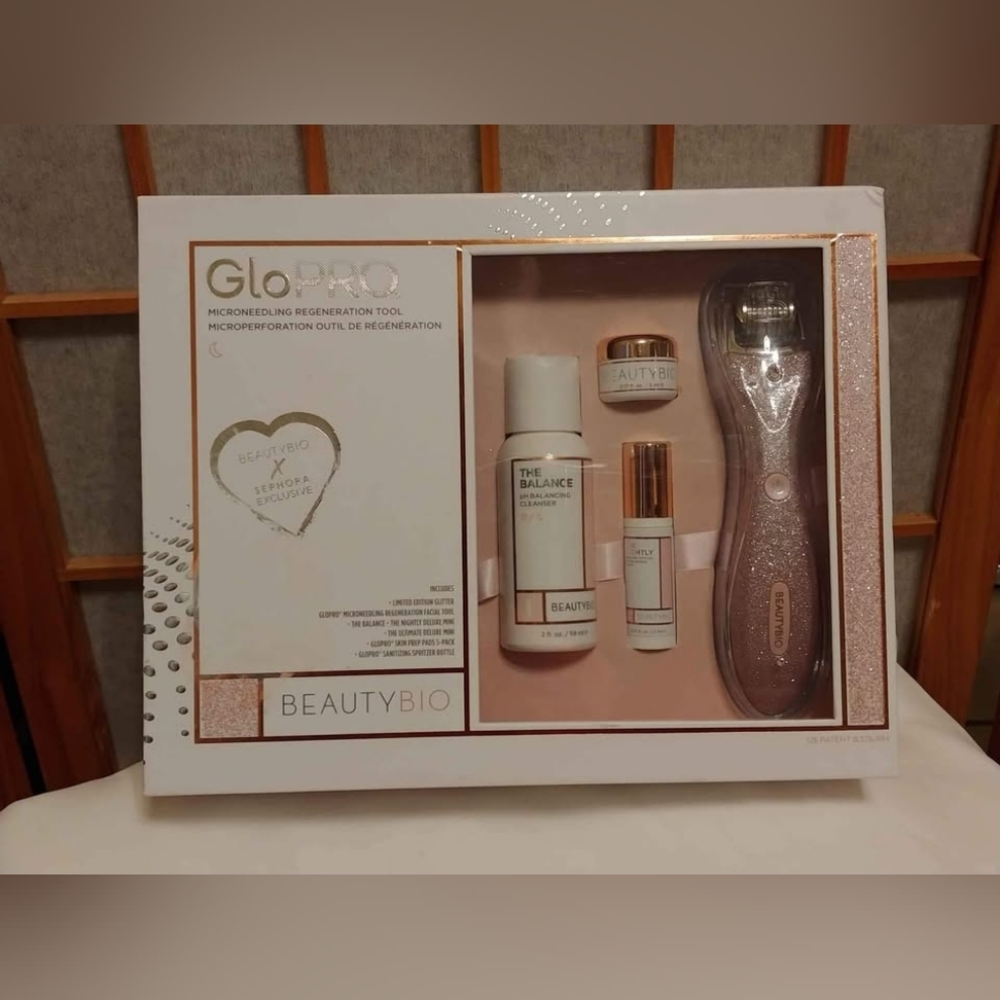 NIB TESTED GloPRO Microneedling Set - Sephora Beauty Bio - Pink *Glitter*